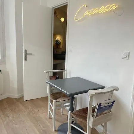 Au Coeur Du Vieil A 200m Des Plages, Superbe Apartment *