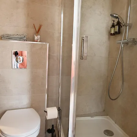 Au Coeur Du Vieil A 200m Des Plages, Superbe Appartement
