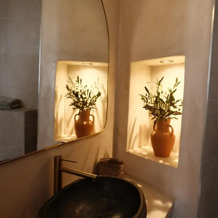 Au Coeur Du Vieil A 200m Des Plages, Superbe Antibes